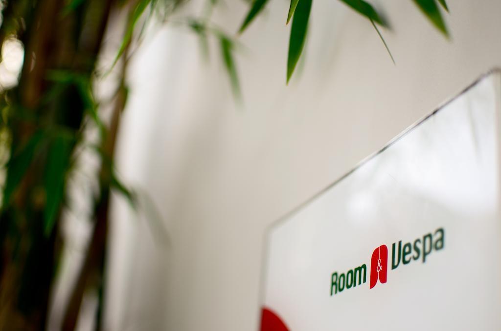Room & Vespa 1 Семиняк Екстериор снимка